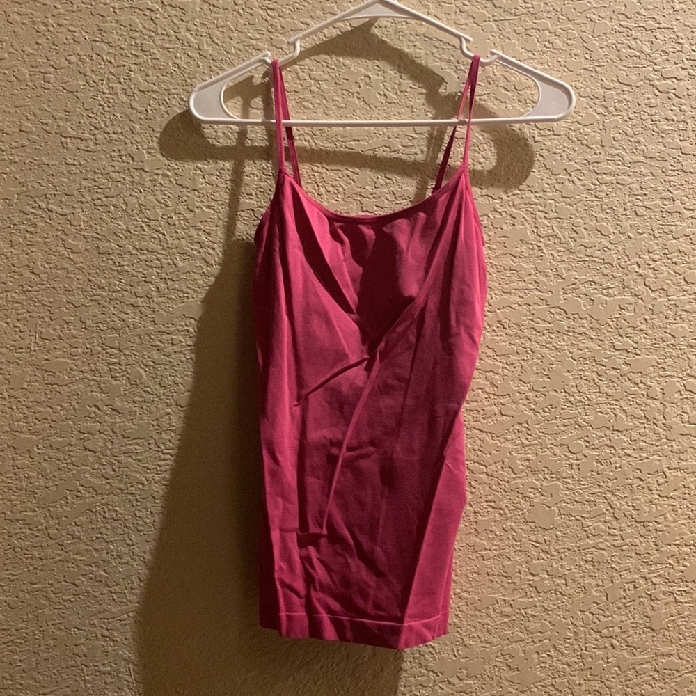 A cute tank top in the brand tarea
